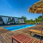 Vila Pod Mazurskim Niebem Loft Piecki (Warmian-Masurian)