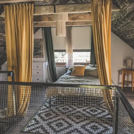 Pod Mazurskim Niebem Loft Willa Piecki (Warmian-Masurian)